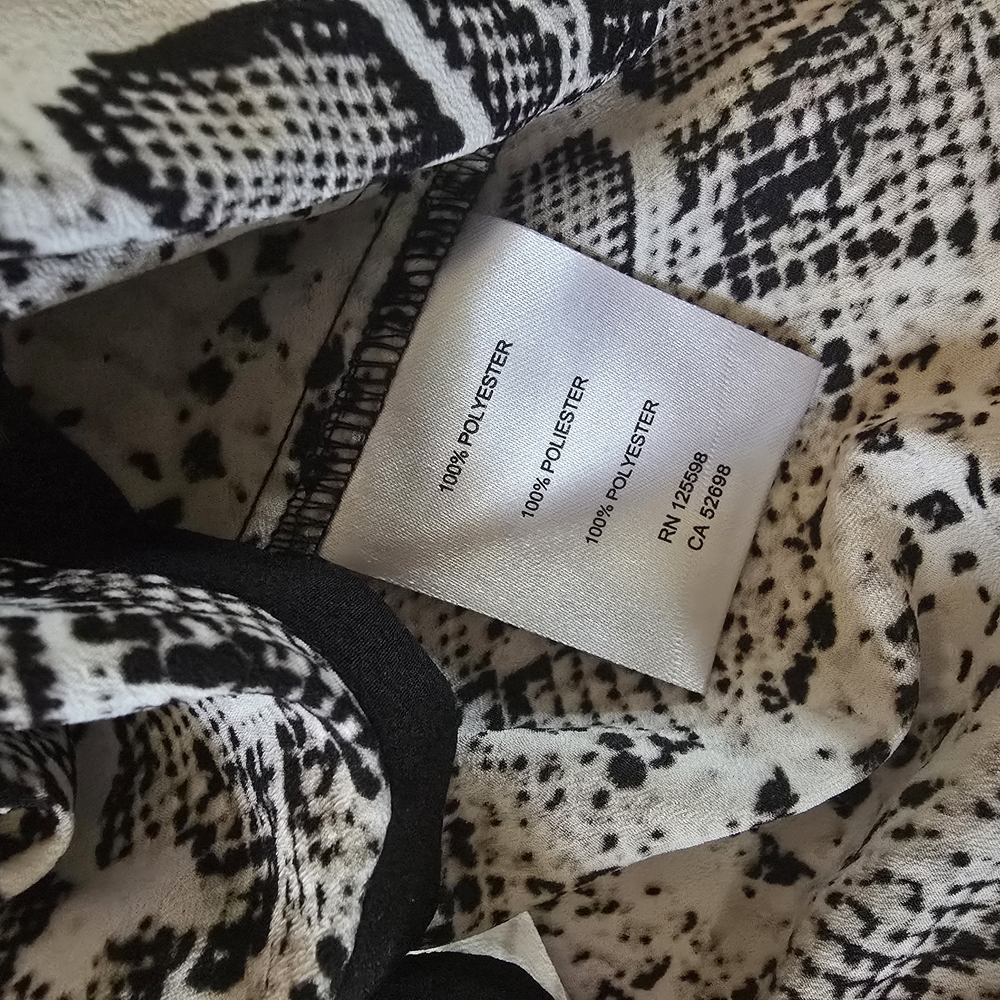 Snake Print Button-Up Blouse - Picture 4 of 4